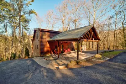 138 Lucius Lane, Cherrylog, GA 30522 - Photo 2