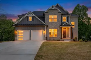 6073 Rockingham Way, Gainesville, GA 30506 - Photo 2