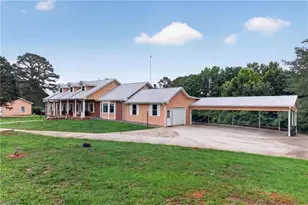 1378 Amber Stapp Studdard Rd, Social Circle, GA 30025 - Photo 1