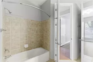 711 Cosmopolitan Dr NE, Atlanta, GA 30324 - Photo 20