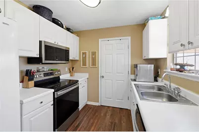 328 Highland Estate, Commerce, GA 30529 - Photo 10