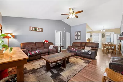 328 Highland Estate, Commerce, GA 30529 - Photo 4