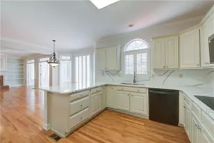 2020 Ridge Gate Dr, Cumming, GA 30041 - Photo 4