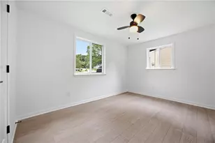 5266 Long Green Ln, Stone Mountain, GA 30088 - Photo 10