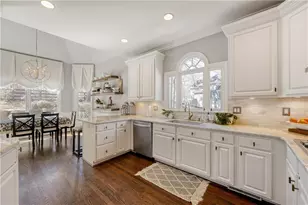 14124 Hopewell Rd, Alpharetta, GA 30004 - Photo 4