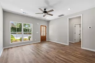 109 Haygood Pl, Carrollton, GA 30117 - Photo 6