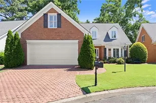 567 N Palisades Cir SE, Marietta, GA 30067 - Photo 1