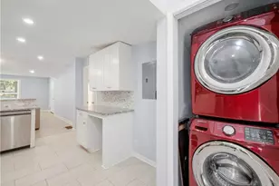 192 Hoke St, Maysville, GA 30558 - Photo 12