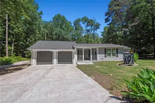 192 Hoke St, Maysville, GA 30558 - Photo 1