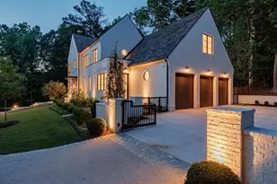 2983 Habersham Ct NW, Atlanta, GA 30305 - Photo 4