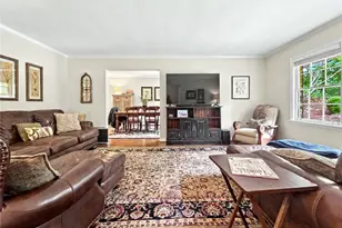 6838 Brandon Mill Rd NW, Sandy Springs, GA 30328 - Photo 6