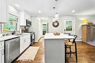 6838 Brandon Mill Rd NW, Sandy Springs, GA 30328 - Photo 2