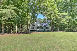735 Swan Ln, Canton, GA 30115 - Photo 4