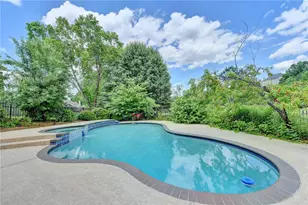 645 Falls Bay Ct, Alpharetta, GA 30022 - Photo 80