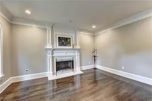 645 Falls Bay Ct, Alpharetta, GA 30022 - Photo 12