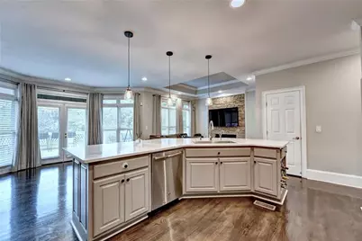 645 Falls Bay Court, Alpharetta, GA 30022 - Photo 32