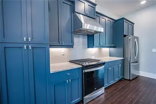 1048 Claudette Colvin Ct, Atlanta, GA 30318 - Photo 6