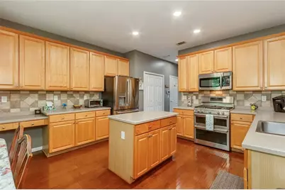 320 Hillside Manor Drive, Sugar Hill, GA 30518 - Photo 24