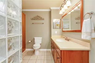 320 Hillside Manor Dr, Sugar Hill, GA 30518 - Photo 70