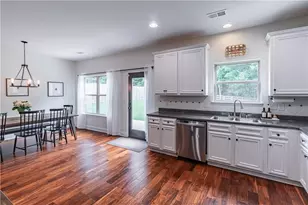 5535 Hedge Brook Dr, Cumming, GA 30028 - Photo 10