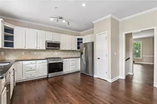 1192 Brookhaven Glen NE, Atlanta, GA 30319 - Photo 6
