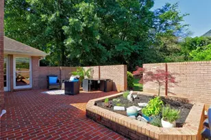 215 Hidden Meadow Dr, Alpharetta, GA 30004 - Photo 30