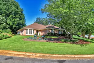 215 Hidden Meadow Dr, Alpharetta, GA 30004 - Photo 1