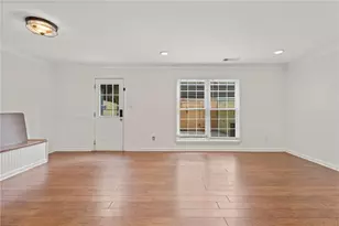 707 Garden Walk Dr, Stone Mountain, GA 30083 - Photo 8