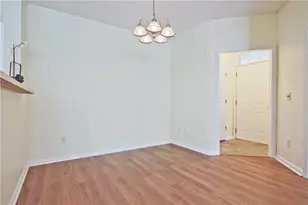 8102 Woodland Ln, Alpharetta, GA 30009 - Photo 8