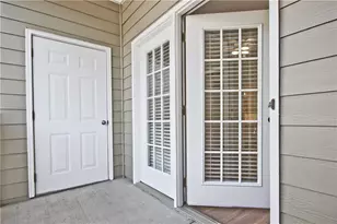 8102 Woodland Ln, Alpharetta, GA 30009 - Photo 36