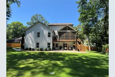 859 East Avenue, Scottdale, GA 30079 - Photo 2
