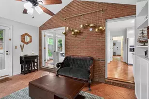 272 Windsor Parkway NE, Atlanta, GA 30342 - Photo 20