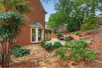 272 Windsor Parkway NE, Atlanta, GA 30342 - Photo 30