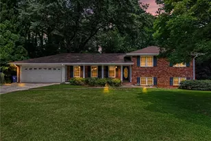 3135 Wanda Woods Dr, Atlanta, GA 30340 - Photo 2