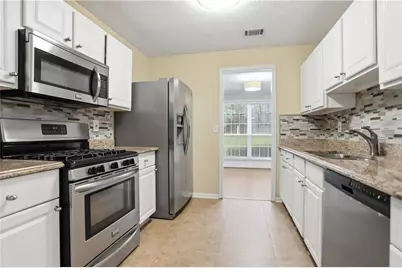 237 Kensington Trace, Stockbridge, GA 30281 - Photo 2