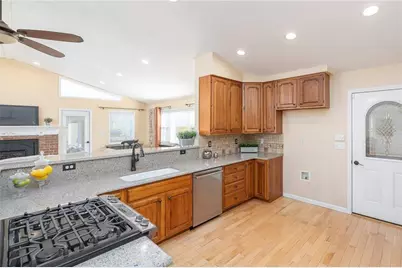 2741 Benson Drive, Marietta, GA 30062 - Photo 2