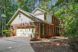 115 Majesty Ln, Fayetteville, GA 30215 - Photo 2