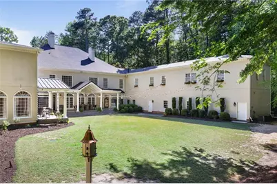 710 Walnut Drive, Marietta, GA 30064 - Photo 8