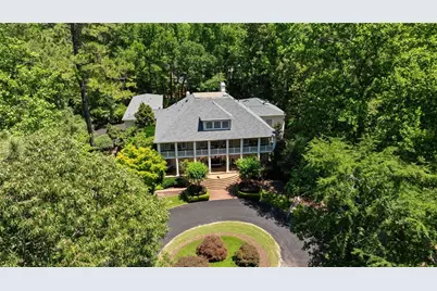 710 Walnut Drive, Marietta, GA 30064 - Photo 2