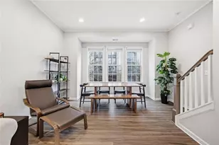 629 Broadview Pl NE, Atlanta, GA 30324 - Photo 10