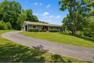 269 W Hermitage Road NE, Rome, GA 30161 - Photo 2