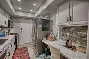 6851 Roswell Rd, Sandy Springs, GA 30328 - Photo 16
