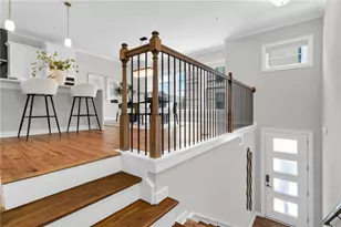 1053 Brandsford St NW, Atlanta, GA 30318 - Photo 12