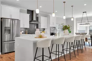 1053 Brandsford St NW, Atlanta, GA 30318 - Photo 2