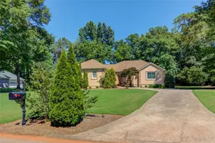 267 Ashbrook Dr, Athens, GA 30605 - Photo 2