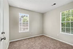 6299 Marbut Farms Ln, Lithonia, GA 30058 - Photo 14