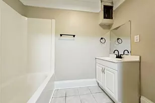 1178 Indian Way NW, Lilburn, GA 30047 - Photo 28