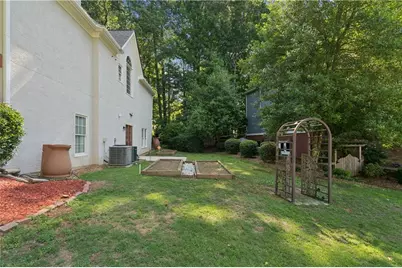 1611 Flowering Dogwood Drive, Powder Springs, GA 30127 - Photo 6