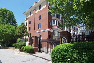 813 Clifton Heights Ln NE, Atlanta, GA 30329 - Photo 2