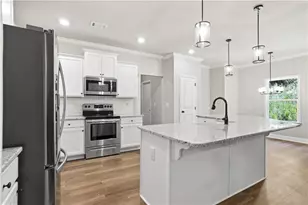 45 Hawthorn Ln, Covington, GA 30014 - Photo 2